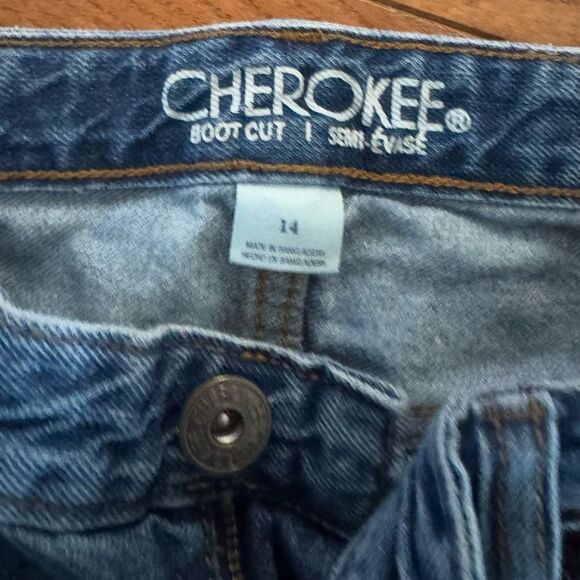 2 pairs boys bootcut jeans and 1 pair khaki cargo shorts size 14 - Picture 5 of 7